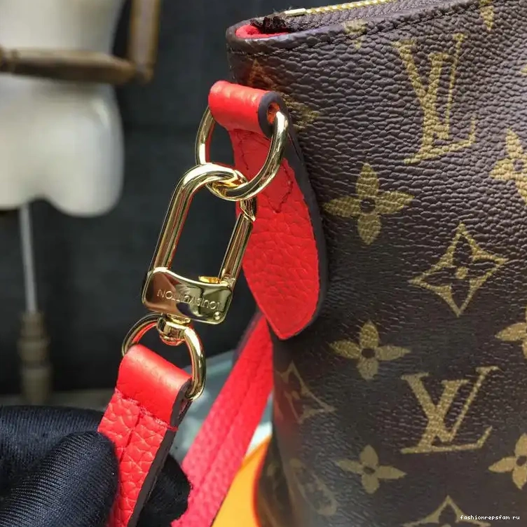 Fashionrepsfam ru 19T1L0608 Bags LV 0705